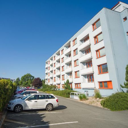 Hotel Arnost Garni Pardubice Exteriör bild